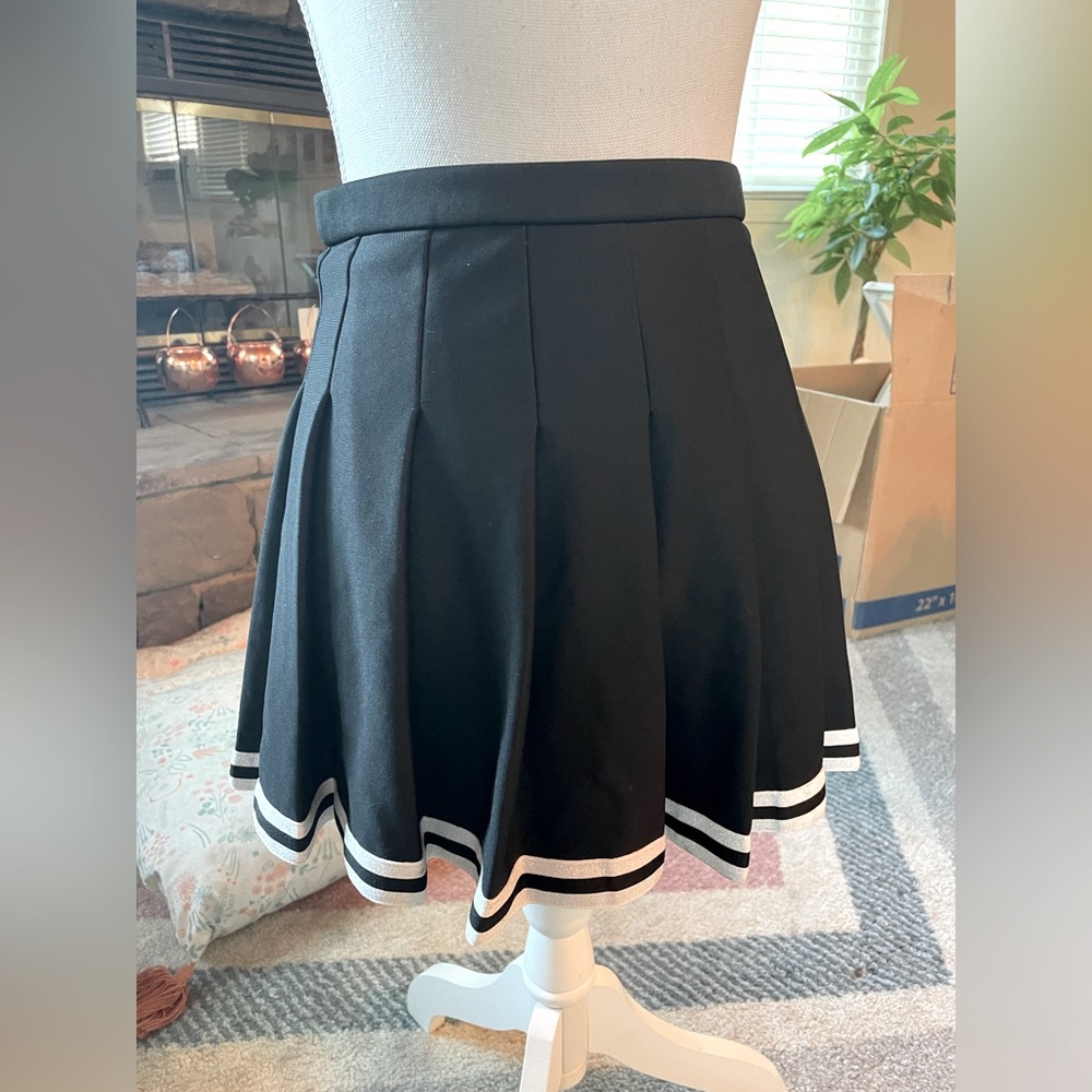 Black Pleated Mini Skirt